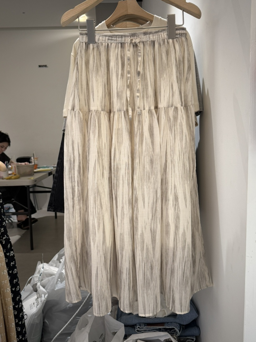 MONE-A韓國直郵㊣女裝新款人氣休閑時尚推薦熱賣25春夏長裙MONE-A長裙圖色2