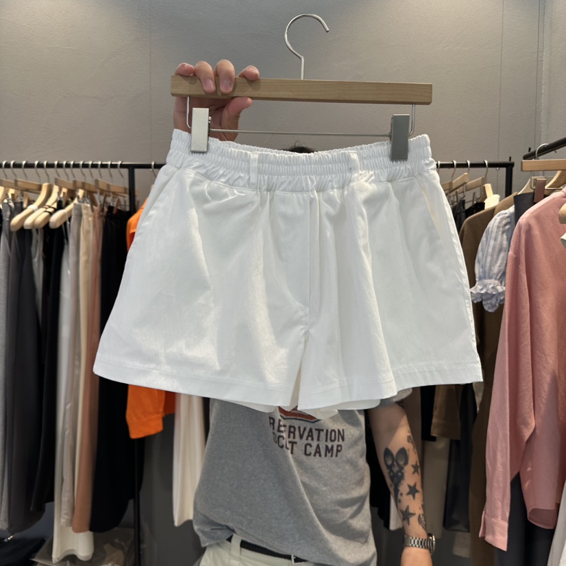FLAMME TOIT韓國直郵㊣東大門實拍女裝新品推薦25春夏短褲FLAMME TOIT短褲圖色1