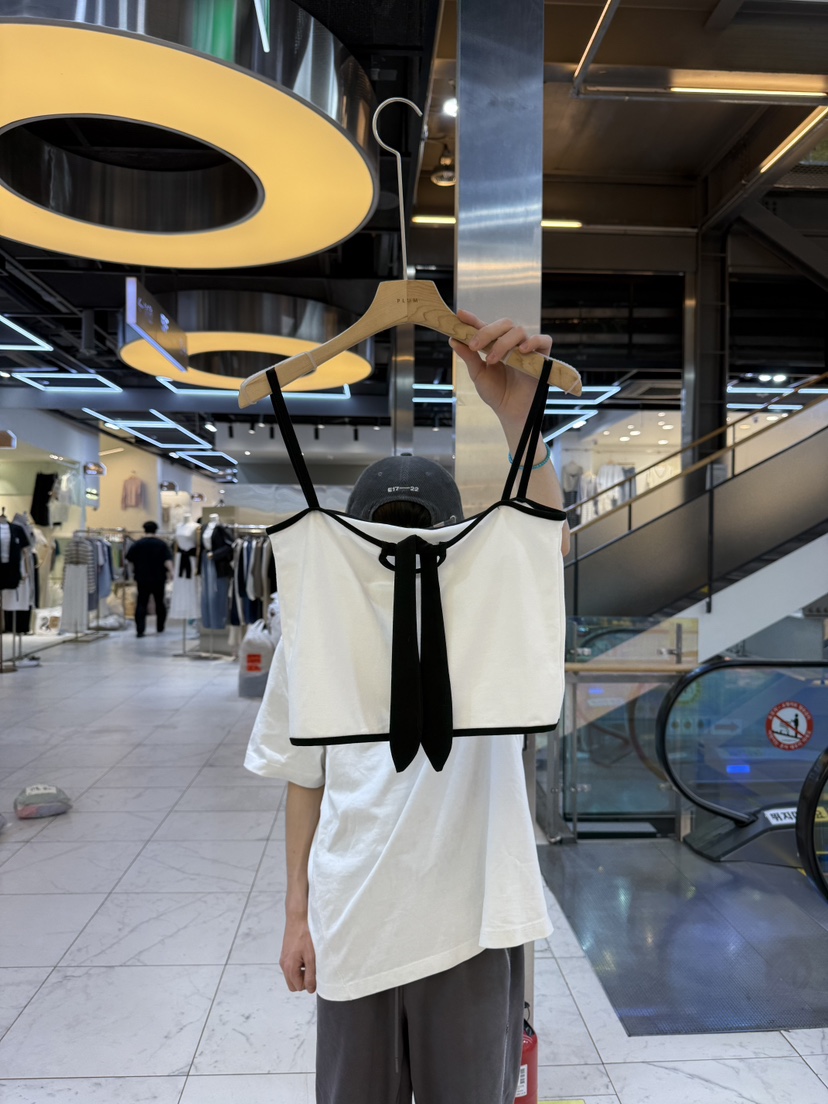 PLUM-q韓國直郵㊣東大門實拍女裝新品時尚人氣休閑吊帶背心PLUM吊帶/背心圖色1