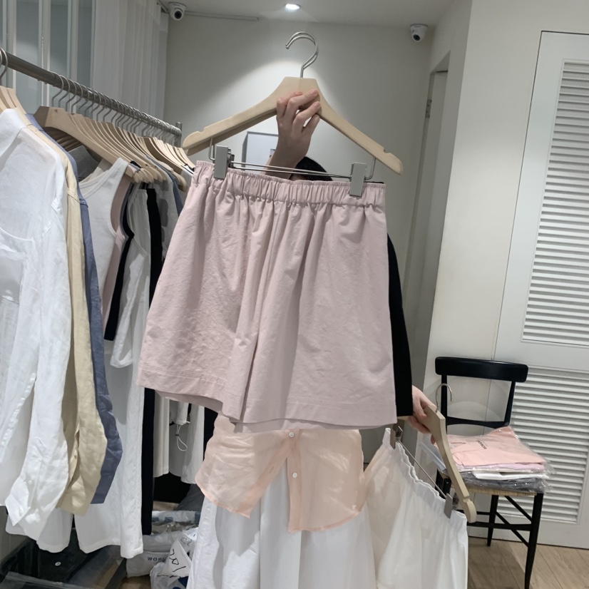 MONIQUE韓國直郵㊣女裝新品熱賣時尚25春夏推薦人氣短褲斜紋布MONIQUE短褲圖色1