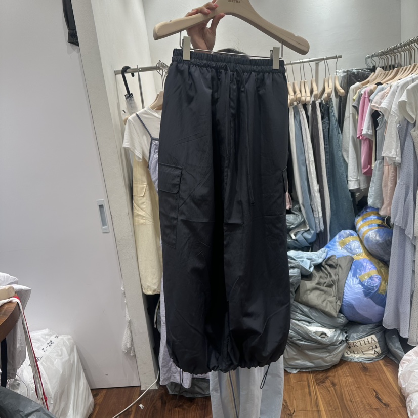 BERTHA韓國直郵㊣女裝新品時尚人氣熱賣25春夏推薦休閑長裙BERTHA長裙圖色2