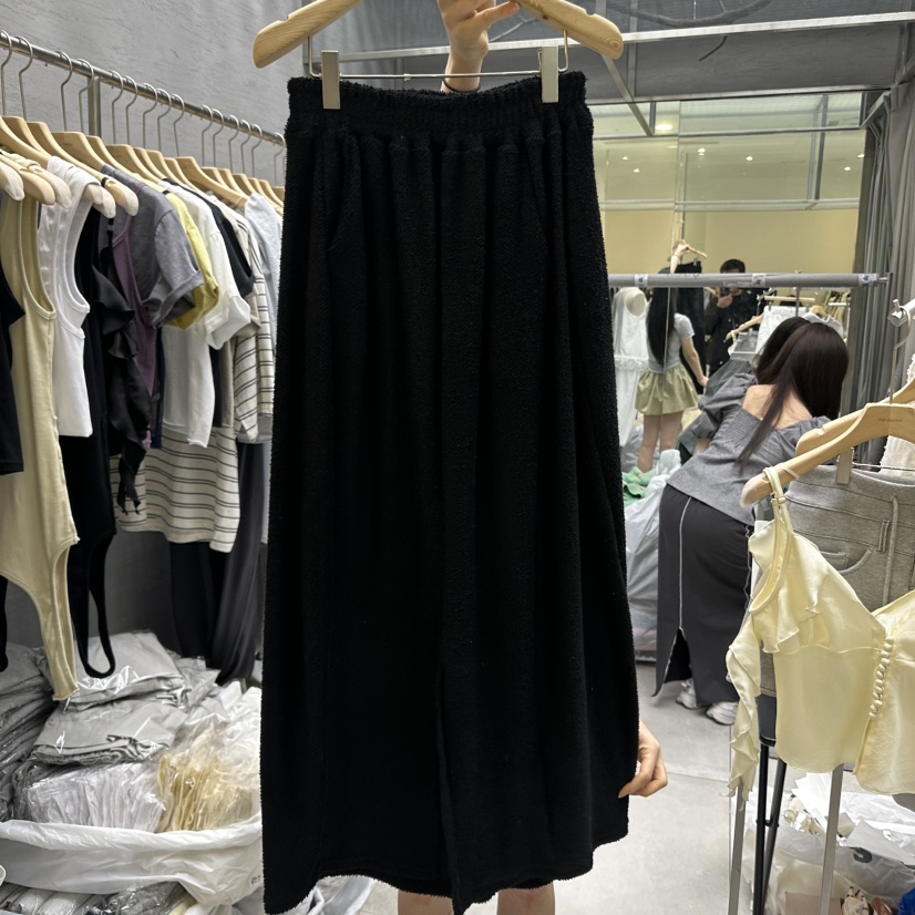 UOOV韓國㊣直郵東大門代購女裝新品休閑時尚25春夏推薦長裙UOOV長裙圖色2