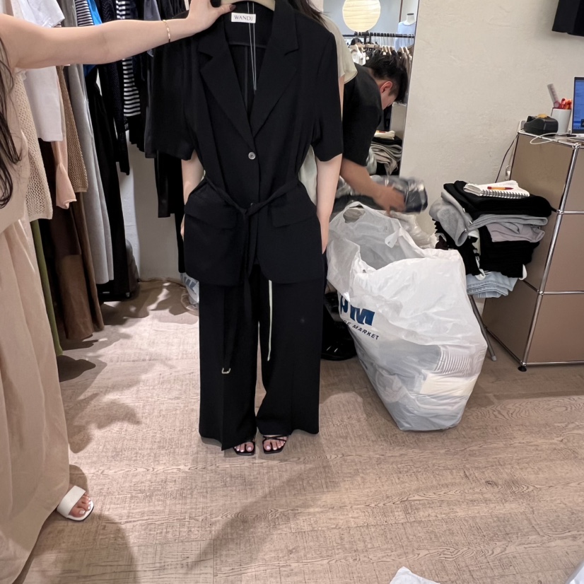 W AND J韓國直郵㊣東大門實拍女裝新品人氣推薦夾克含腰帶W AND J夾克