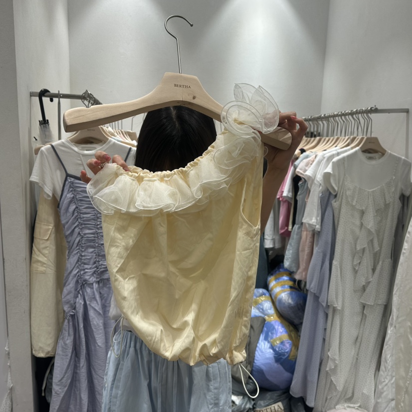 BERTHA韓國直郵㊣東大門實拍女裝新品推薦熱賣時尚吊帶背心BERTHA吊帶/背心圖色3