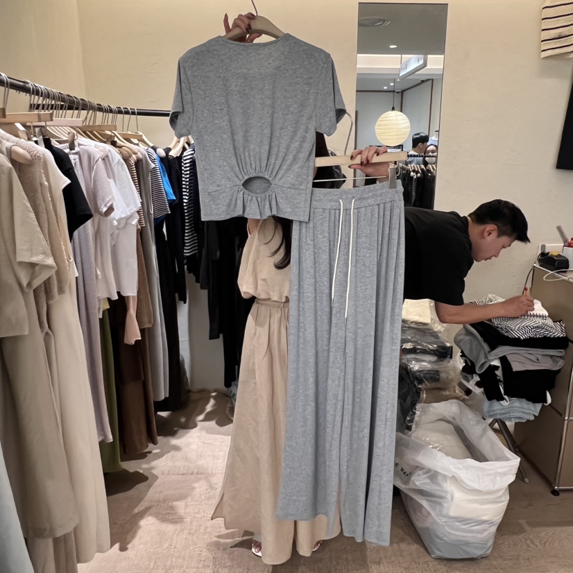 W AND J韓國直郵㊣東大門實拍女裝新品時尚推薦人氣休閑褲W AND J休閑褲