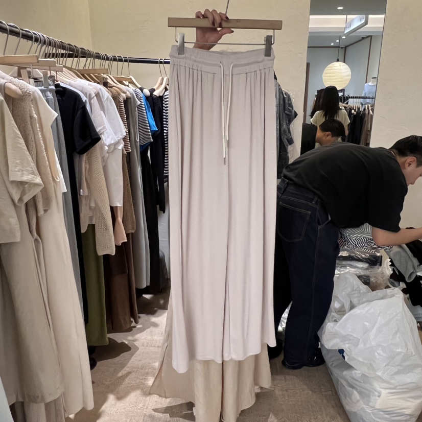 W AND J韓國直郵㊣東大門實拍女裝新品時尚推薦人氣休閑褲W AND J休閑褲