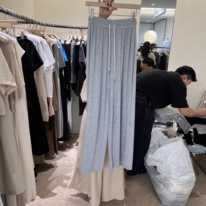 W AND J韓國直郵㊣東大門實拍女裝新品時尚推薦人氣休閑褲W AND J休閑褲圖色2