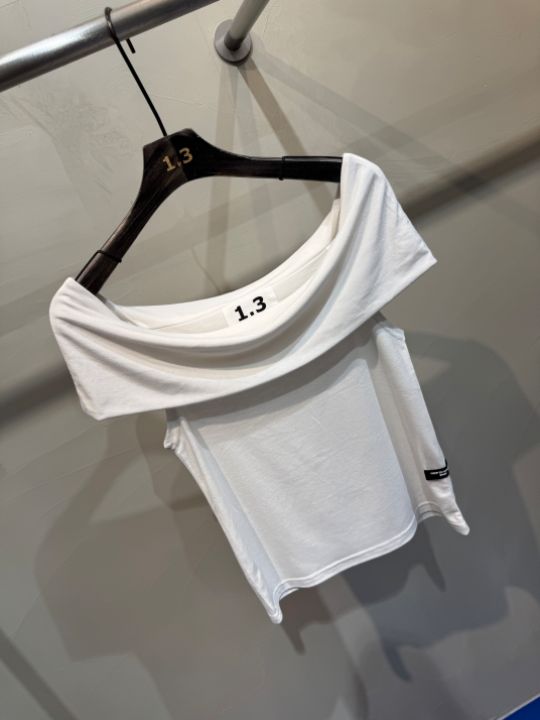 1.3韓國㊣直郵東大門代購女裝新品時尚休閑25春夏熱賣T恤露肩1.3T恤