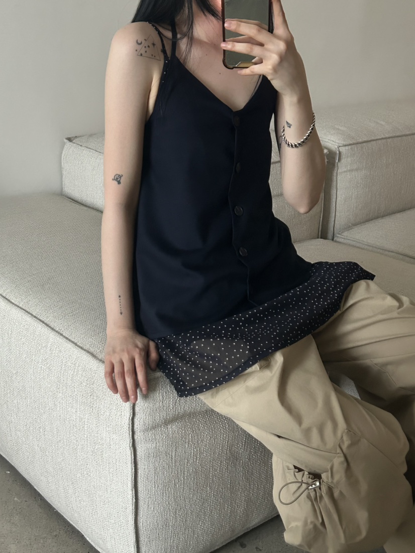 BUCKLE韓國直郵㊣東大門實拍女裝新品時尚休閑推薦吊帶背心BUCKLE吊帶/背心