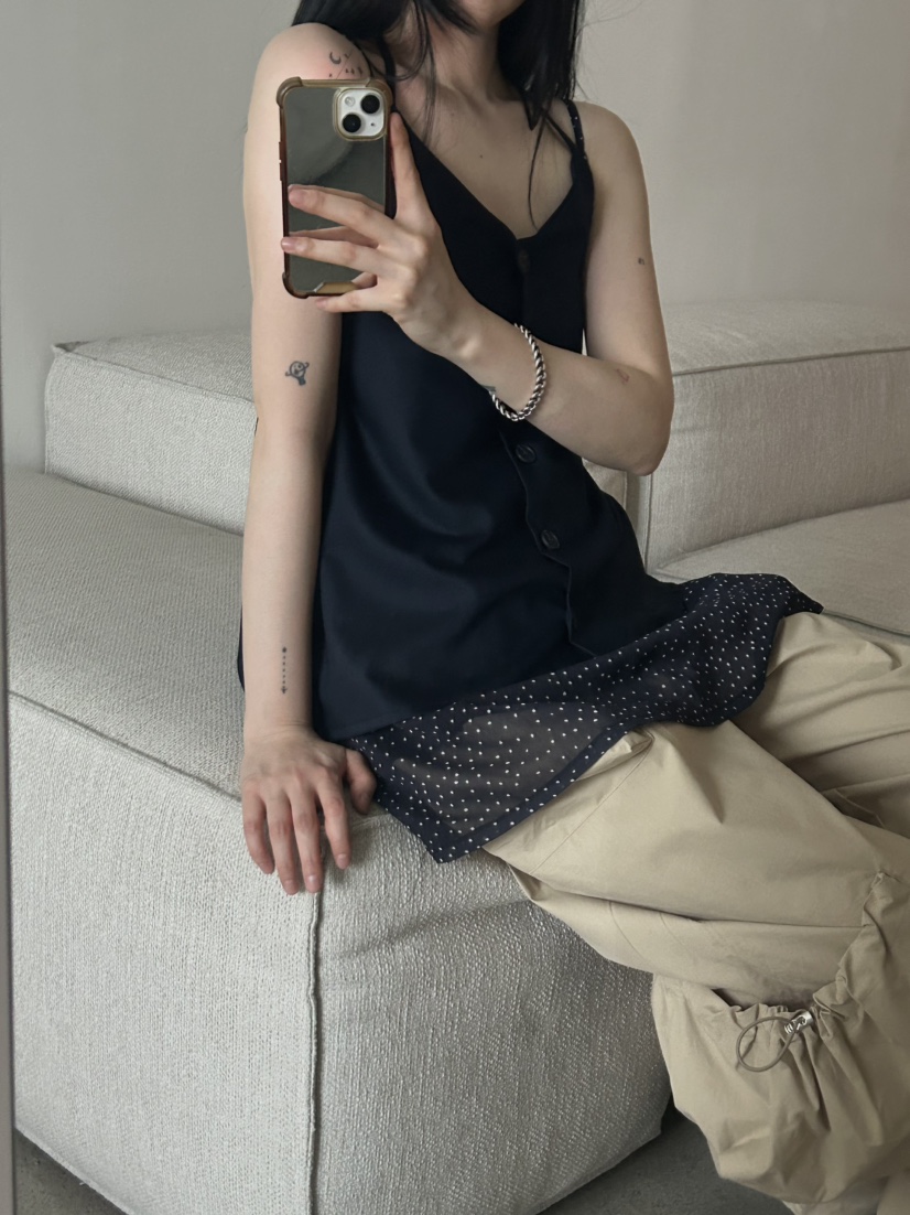 BUCKLE韓國直郵㊣東大門實拍女裝新品時尚休閑推薦吊帶背心BUCKLE吊帶/背心