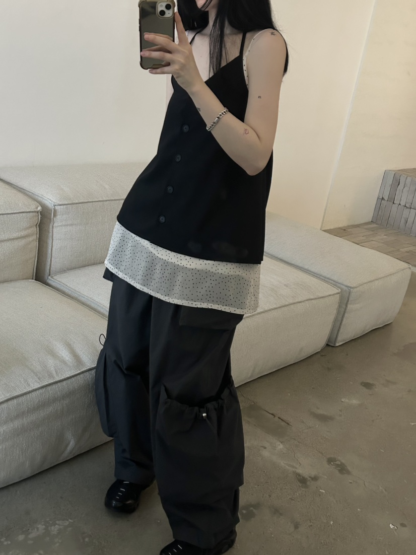 BUCKLE韓國直郵㊣東大門實拍女裝新品時尚休閑推薦吊帶背心BUCKLE吊帶/背心