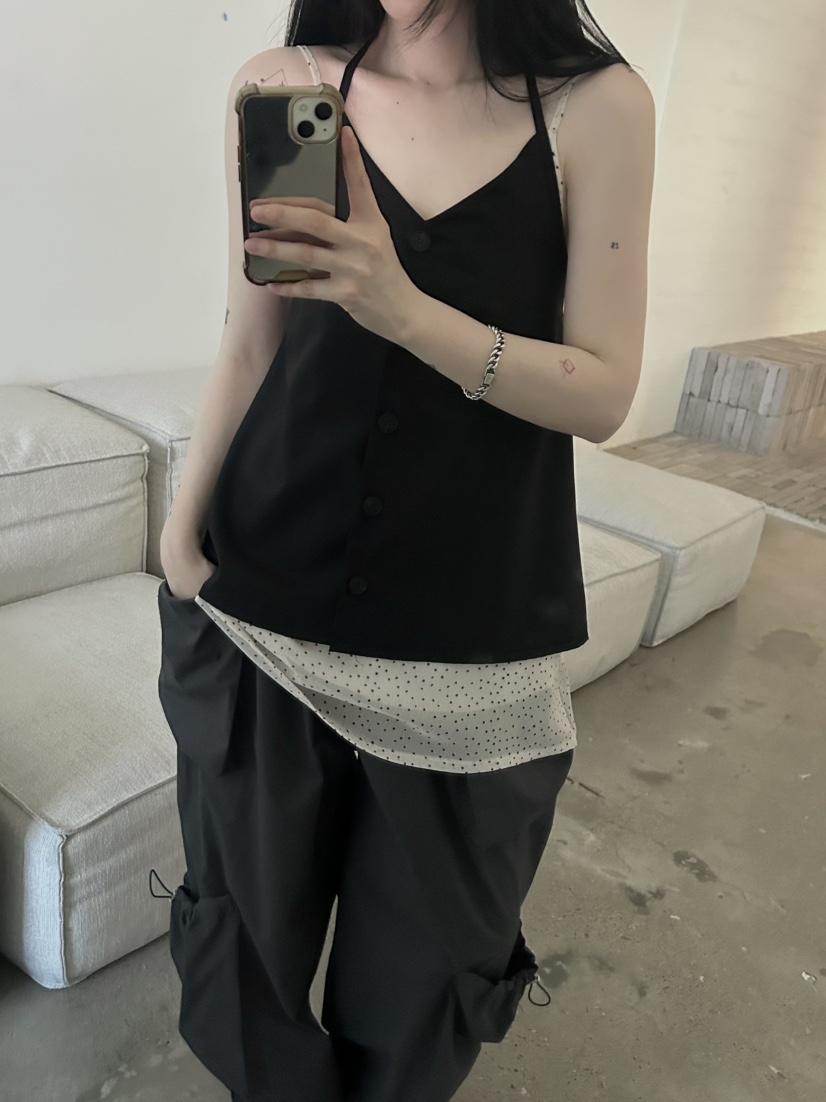 BUCKLE韓國直郵㊣東大門實拍女裝新品時尚休閑推薦吊帶背心BUCKLE吊帶/背心