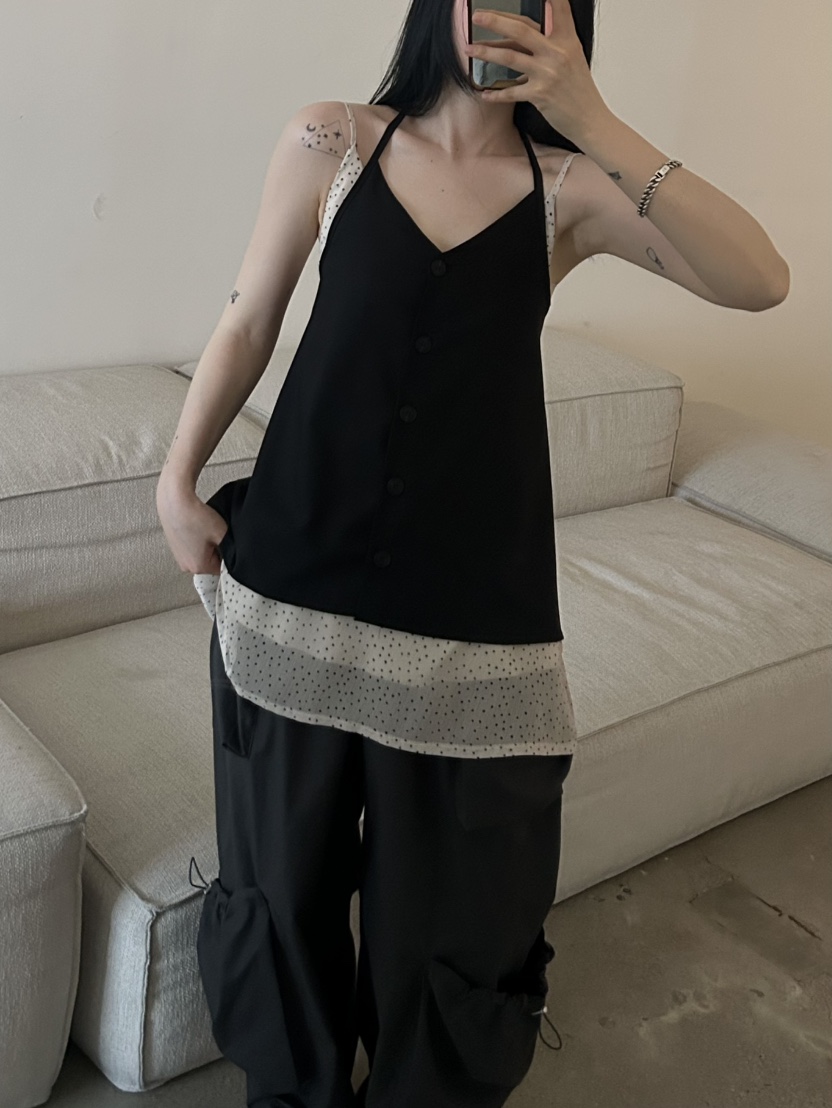 BUCKLE韓國直郵㊣東大門實拍女裝新品時尚休閑推薦吊帶背心BUCKLE吊帶/背心