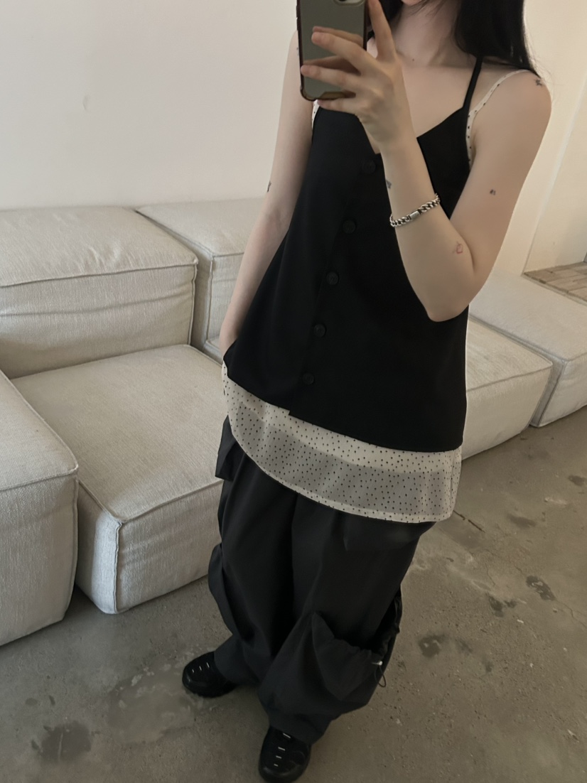 BUCKLE韓國直郵㊣東大門實拍女裝新品時尚休閑推薦吊帶背心BUCKLE吊帶/背心