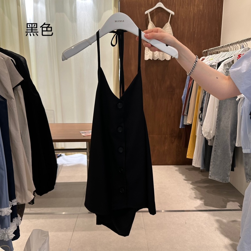 BUCKLE韓國直郵㊣東大門實拍女裝新品時尚休閑推薦吊帶背心BUCKLE吊帶/背心圖色2