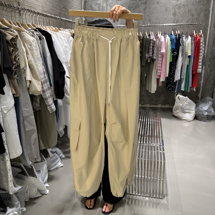 JUNI韓國直郵㊣東大門實拍女裝新品時尚推薦25春夏人氣休閑褲my juni休閑褲圖色2