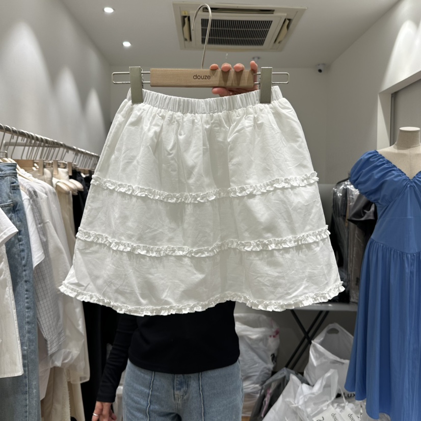 DOUZE韓國㊣直郵東大門代購女裝新款時尚人氣熱賣休閑推薦短裙DOUZE短裙圖色1