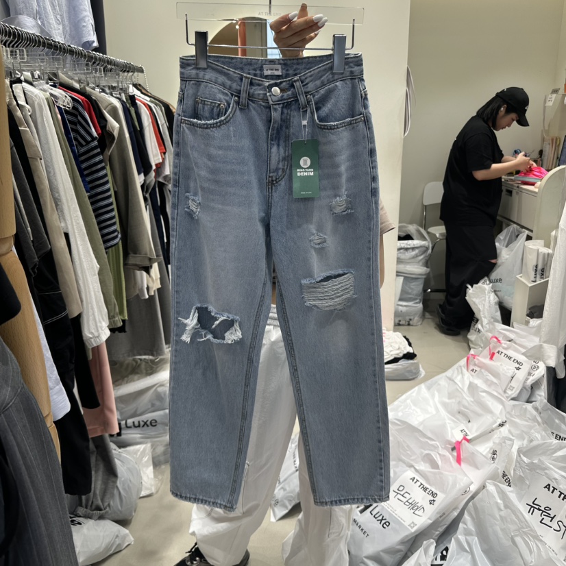 AT THE END韓國直郵㊣女裝新品熱賣人氣時尚休閑推薦牛仔褲AT THE END牛仔褲圖色1