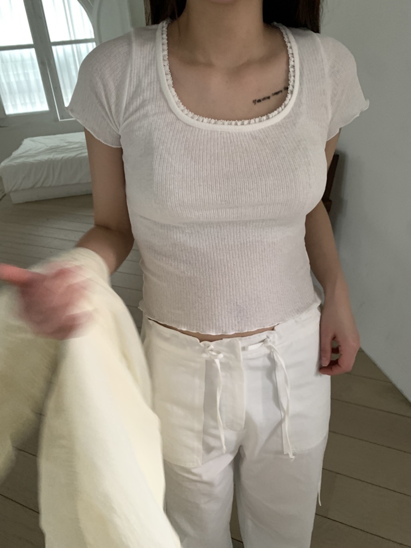 CEDARWOOD韓國㊣直郵東大門代購女裝新品休閑推薦人氣T恤蕾絲CEDARWOODT恤