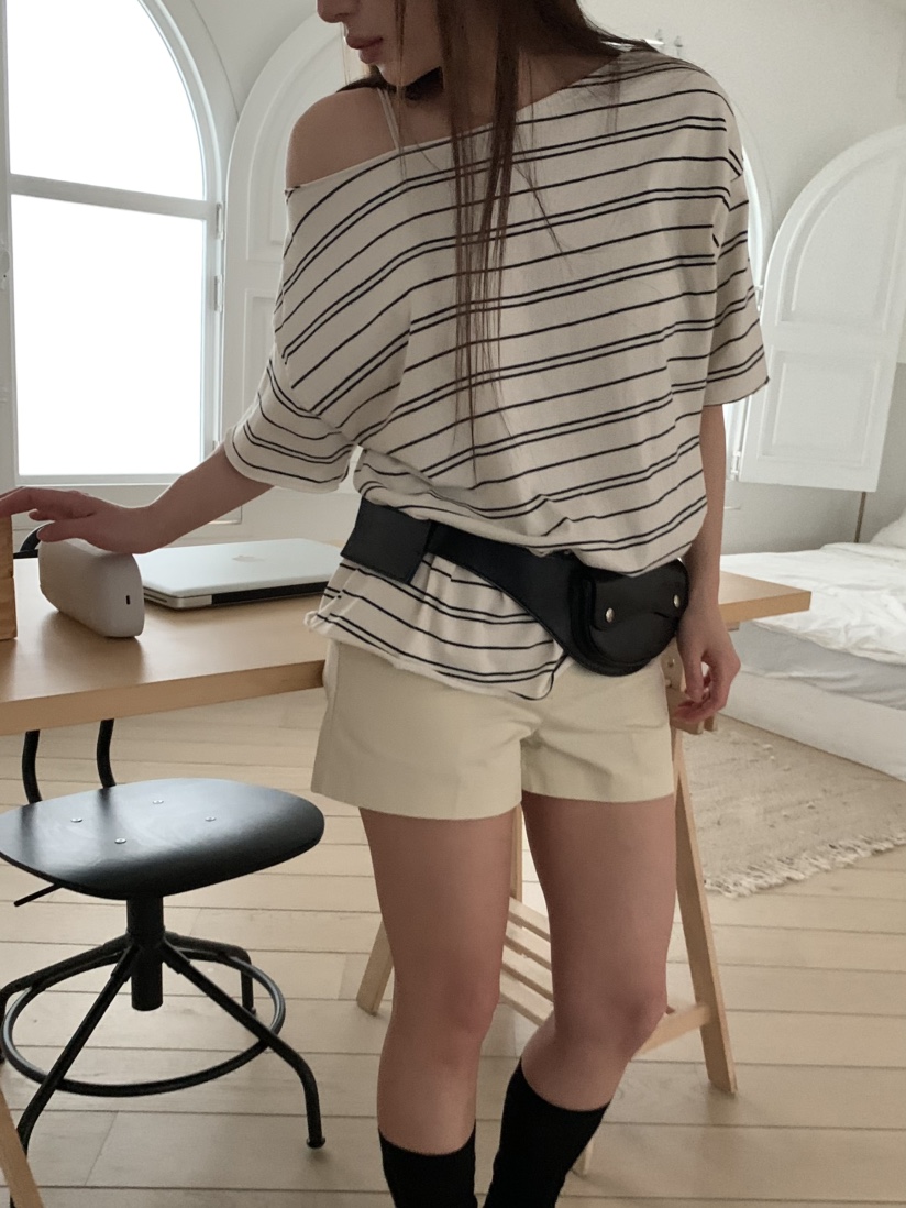 CEDARWOOD直郵韓國代購㊣女裝新品熱賣25春夏T恤不含腰帶露肩CEDARWOODT恤圖色2