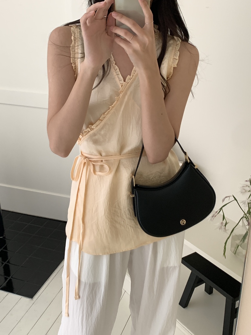 FRILL-T韓國直郵㊣女裝新款推薦人氣熱賣25春夏休閑吊帶背心FRILL-T吊帶/背心