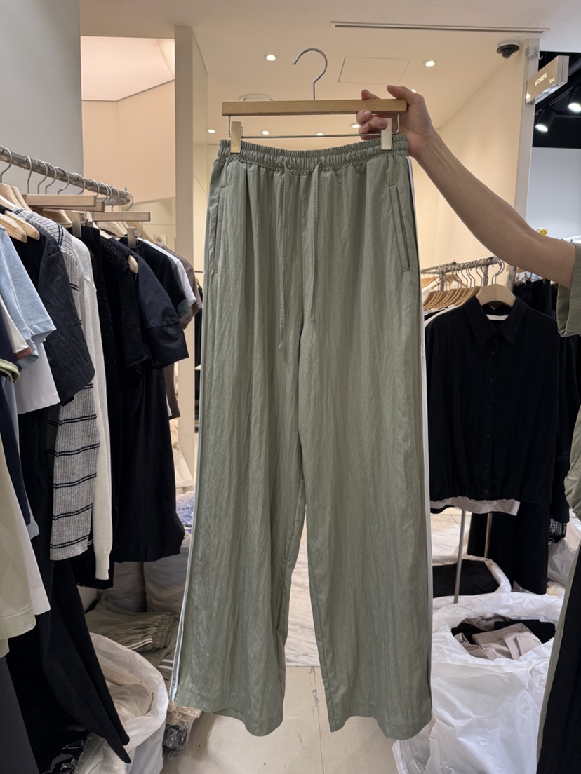 YIKHO STYLE韓國直郵㊣女裝新品人氣推薦熱賣時尚25春夏休閑褲YIKHO STYLE休閑褲