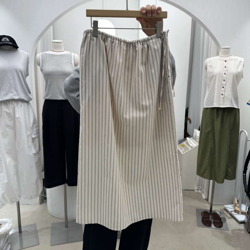 GOLDEN MARKET韓國直郵㊣東大門實拍女裝新品時尚長裙條紋GOLDEN MARKET長裙
