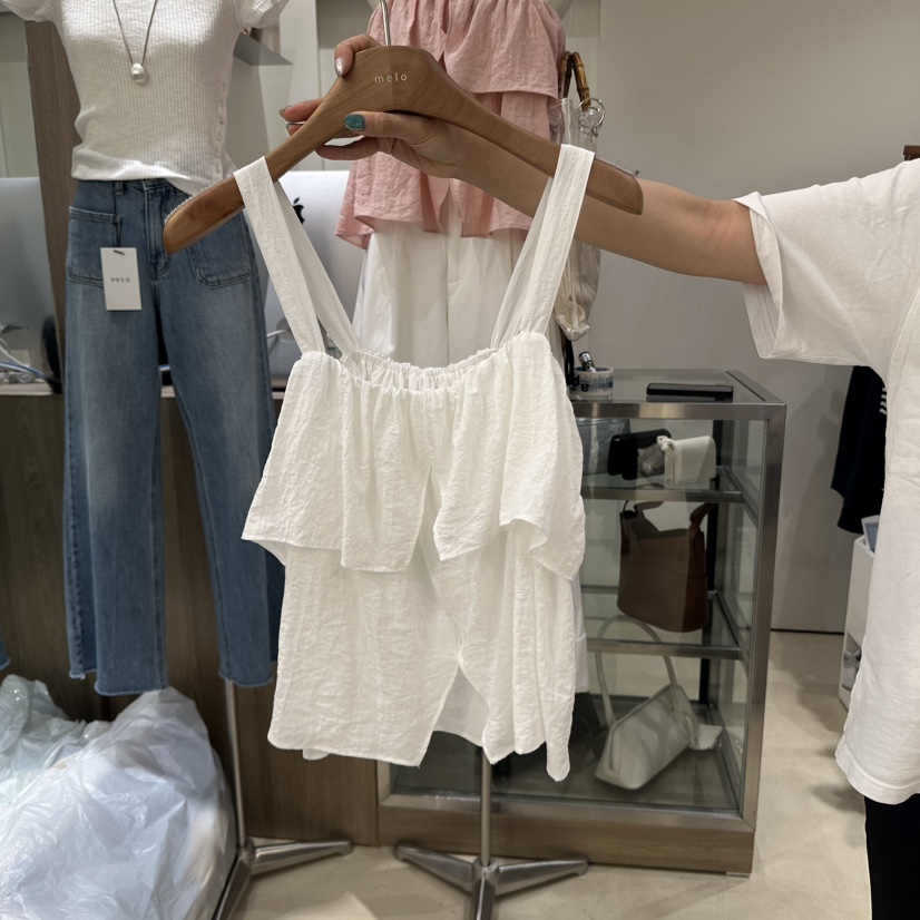 MELO韓國直郵㊣女裝新品休閑推薦時尚熱賣人氣25春夏吊帶背心MELO吊帶/背心圖色2