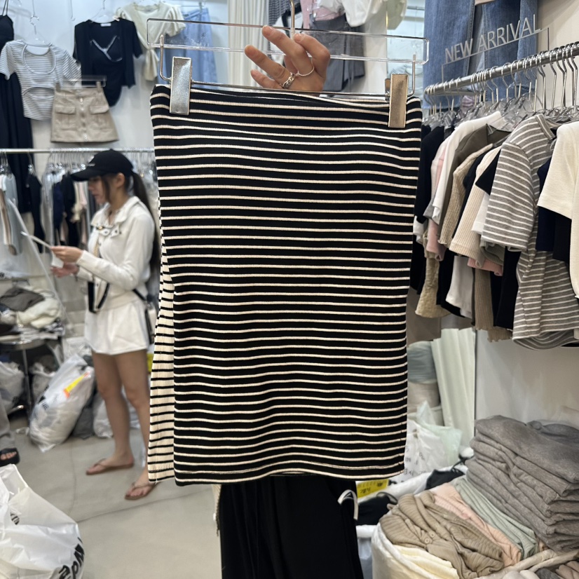 BILLION-L直郵韓國代購㊣女裝新款推薦休閑時尚25春夏吊帶背心BILLION-L吊帶/背心圖色2