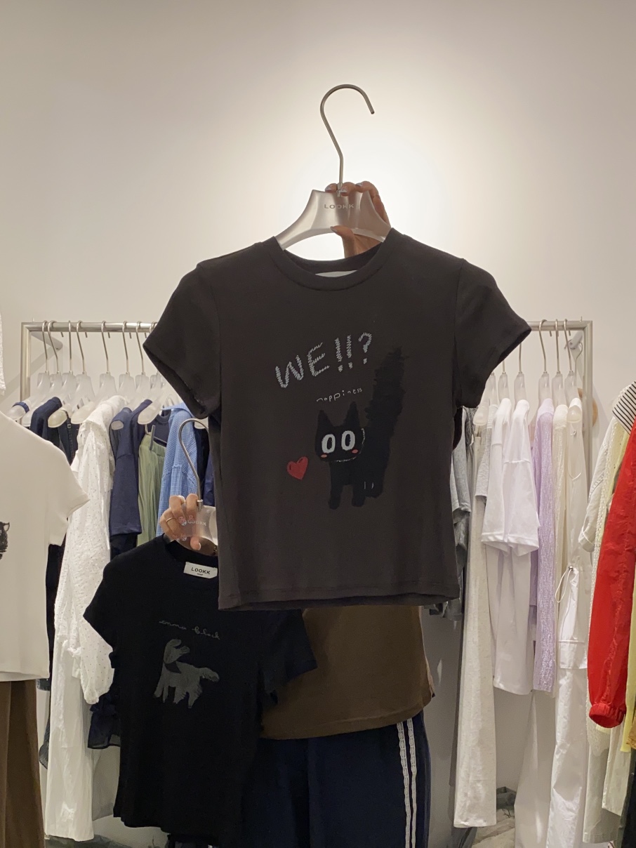 LOOKK韓國直郵㊣東大門實拍女裝新品熱賣25春夏休閑時尚T恤LOOKKT恤圖色2