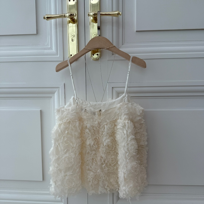 VICTORIA QUEEN韓國直郵㊣東大門實拍女裝新品25春夏吊帶背心VICTORIA QUEEN吊帶/背心