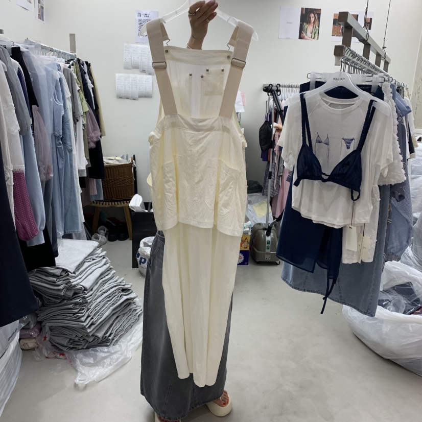 SOLD OUT韓國直郵㊣東大門實拍女裝新品人氣背帶褲不含內搭SOLD OUT背帶褲