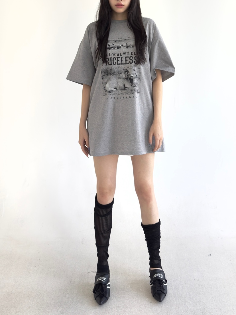 NOV7韓國直郵㊣女裝新品推薦休閑熱賣時尚25春夏人氣T恤the ebony eyes/NOV7T恤