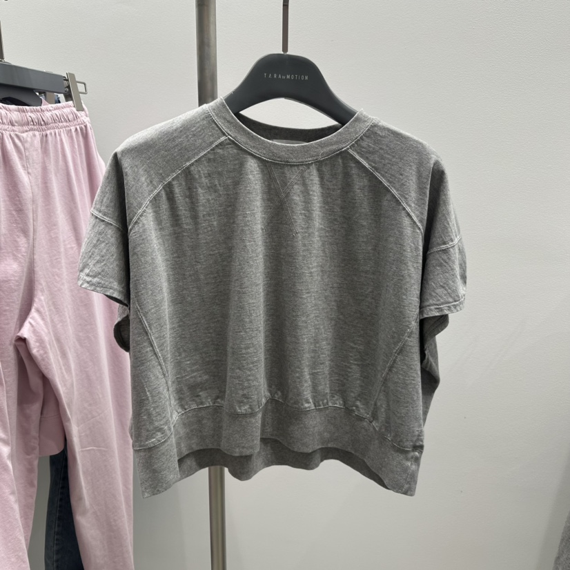 TARABY MOTION直郵韓國代購㊣女裝新品熱賣時尚推薦人氣T恤TARABY MOTIONT恤圖色2