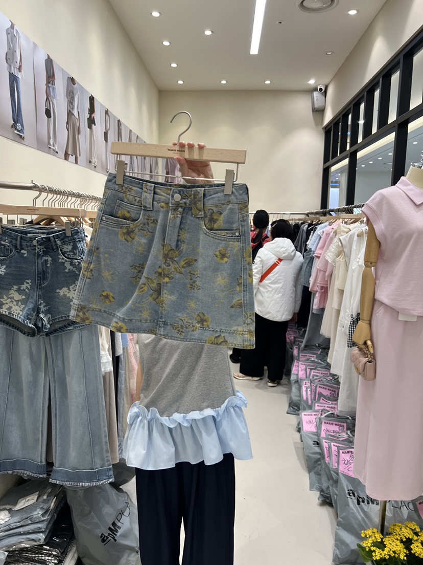 MARIE MARIE韓國直郵㊣女裝新款休閑熱賣25春夏人氣時尚短裙MARIE MARIE短裙