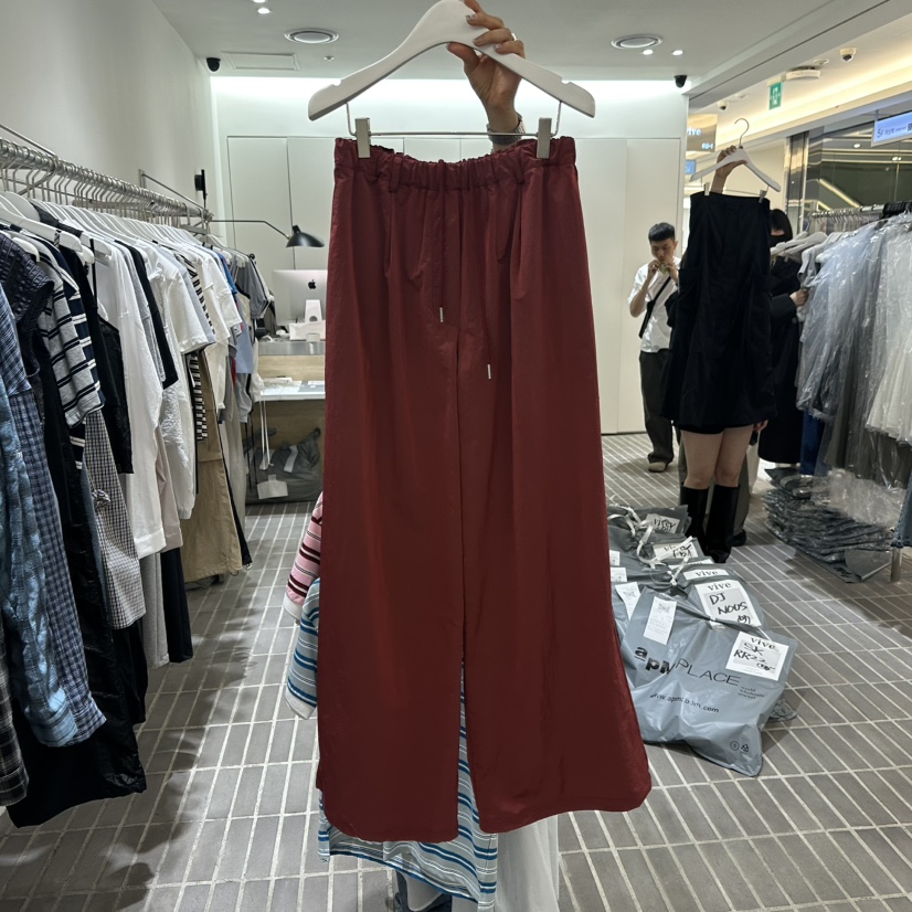 VIVE韓國直郵㊣東大門實拍女裝新品人氣25春夏推薦時尚休閑褲VIVE休閑褲圖色2