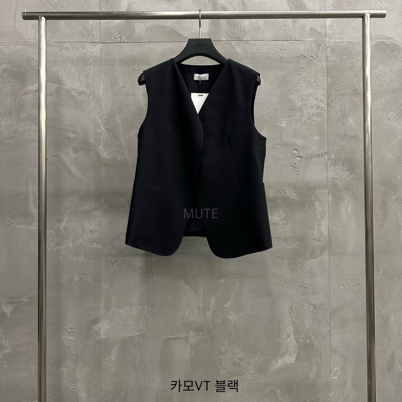 MUTE-P韓國直郵㊣東大門實拍女裝新款推薦時尚熱賣馬甲迷彩MUTE馬甲圖色2