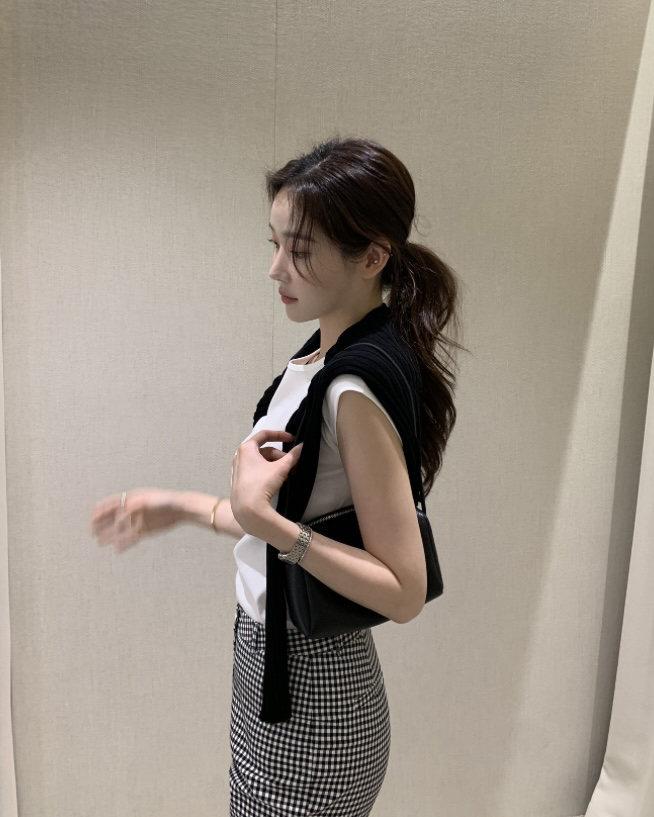 MAYBE&CO韓國直郵㊣東大門實拍女裝新品人氣熱賣套裝套裝MAYBE&CO套裝