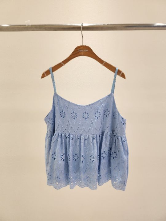 FEMME韓國直郵㊣女裝新品25春夏推薦吊帶背心不含飾品蕾絲花FEMME吊帶/背心圖色1