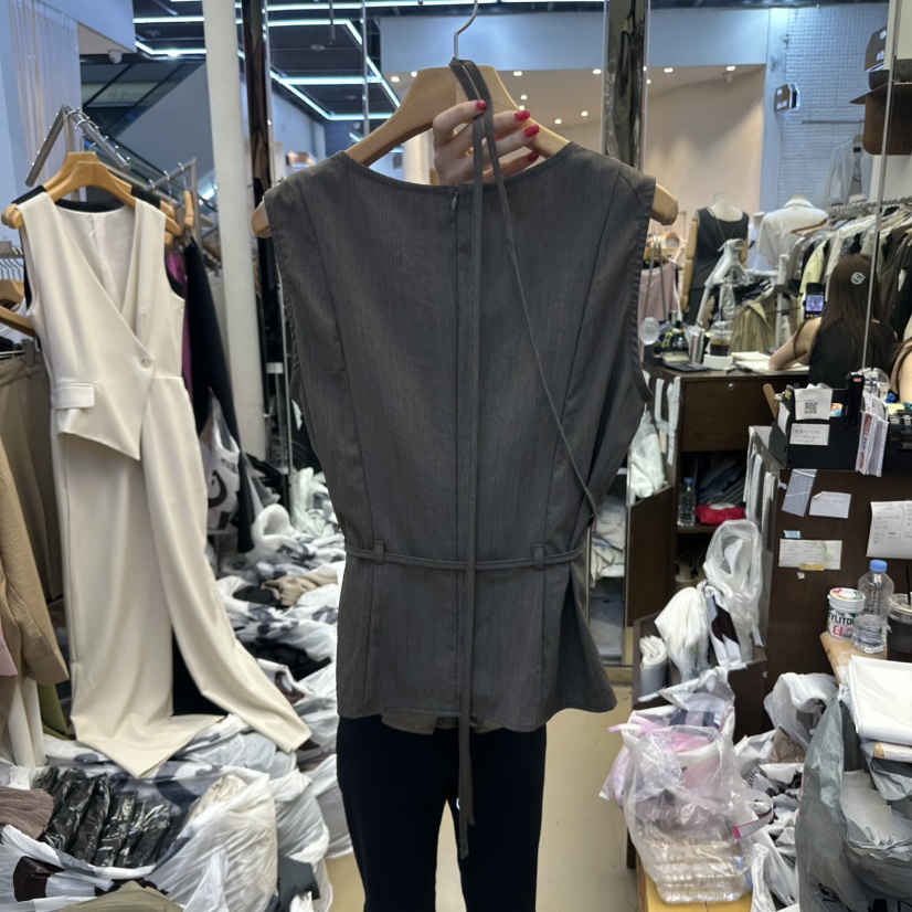 SANS韓國直郵㊣女裝新款時尚休閑人氣25春夏吊帶背心包含腰帶SANS吊帶/背心