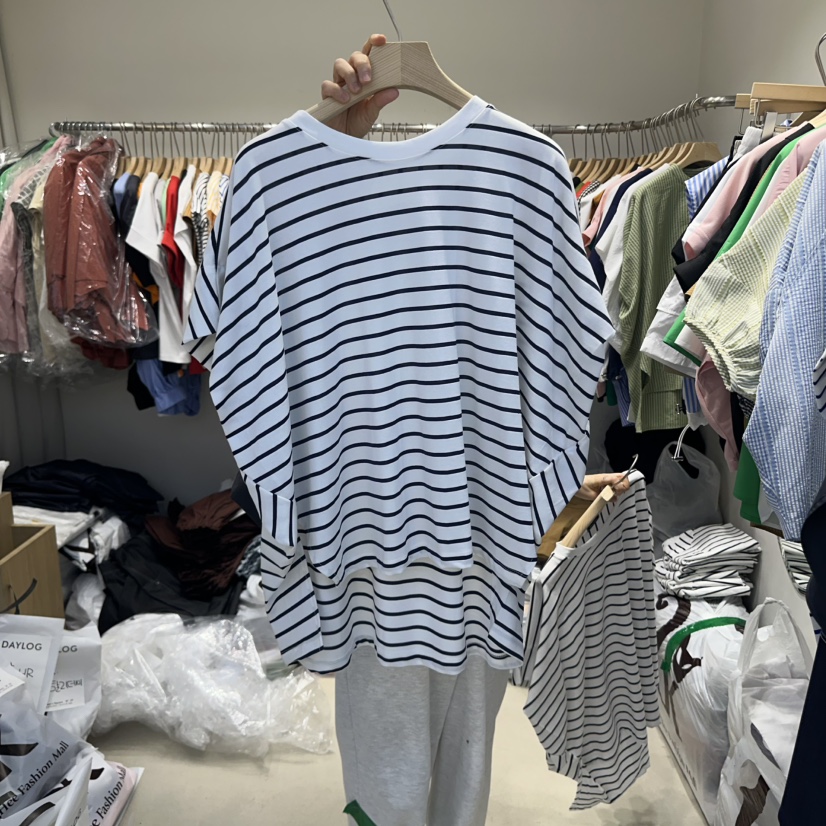 DA YLOG韓國直郵㊣東大門實拍女裝新品休閑人氣時尚25春夏T恤DA YLOGT恤圖色2