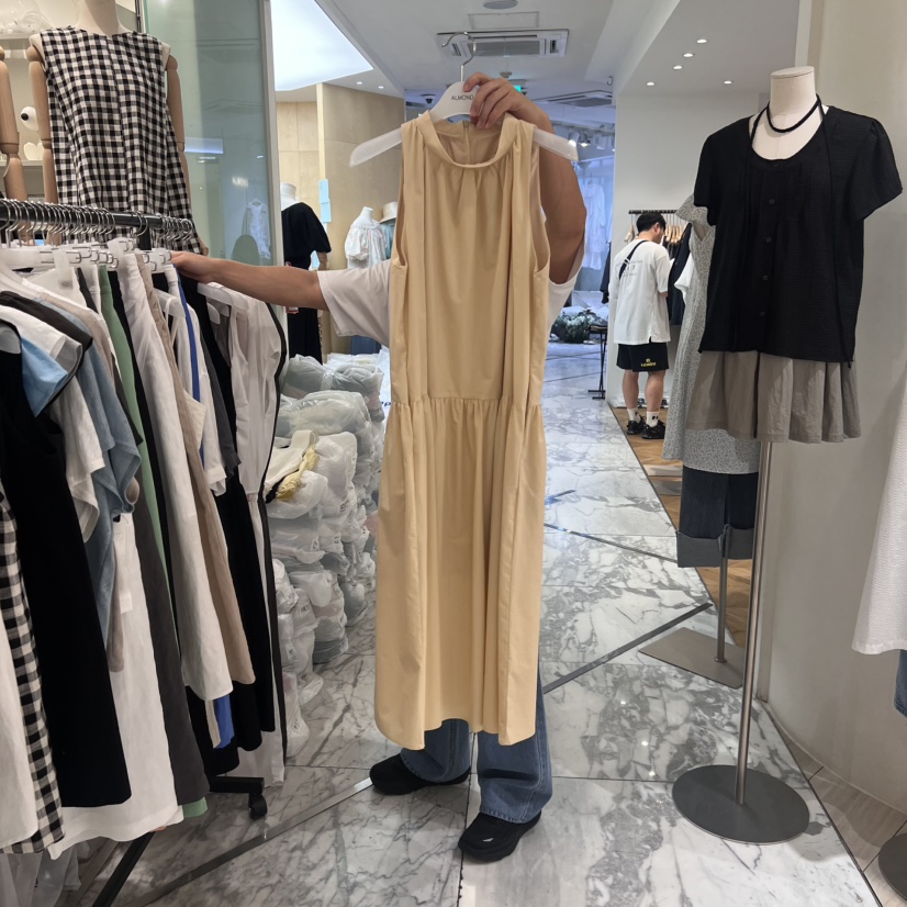ALMOND直郵韓國代購㊣女裝新品時尚推薦25春夏熱賣人氣連衣裙ALMOND連衣裙