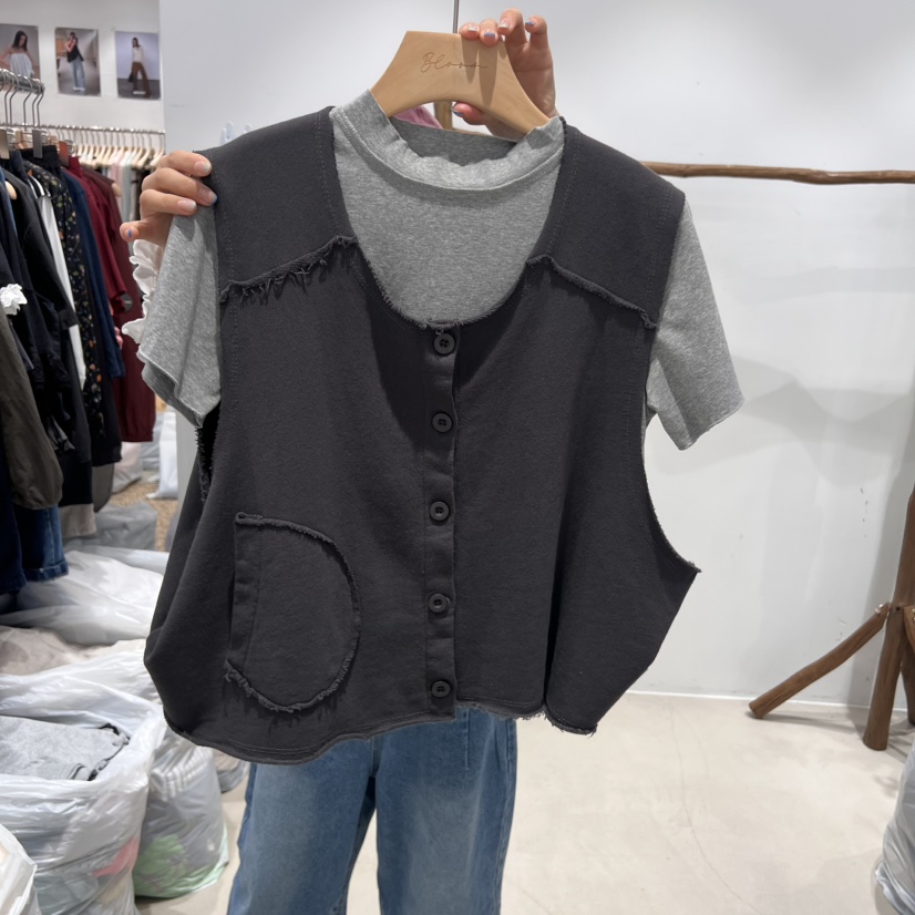 BLOOM韓國直郵㊣女裝新品人氣時尚熱賣25春夏馬甲不含內搭V領BLOOM馬甲