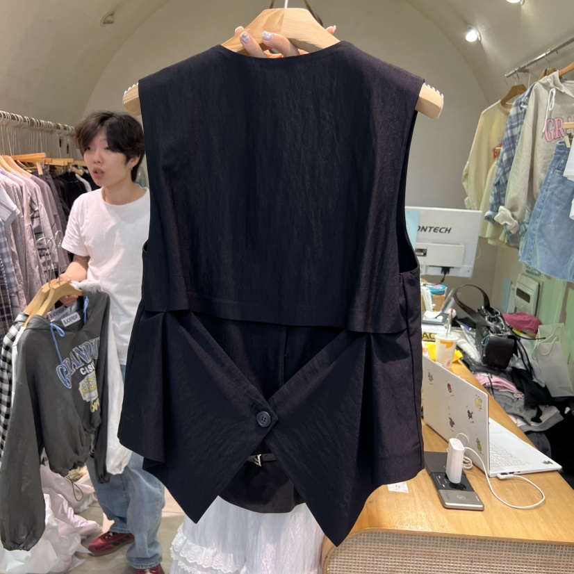 BLACKFRIDAY韓國直郵㊣女裝新品人氣熱賣25春夏推薦馬甲海軍BLACK FRIDAY馬甲