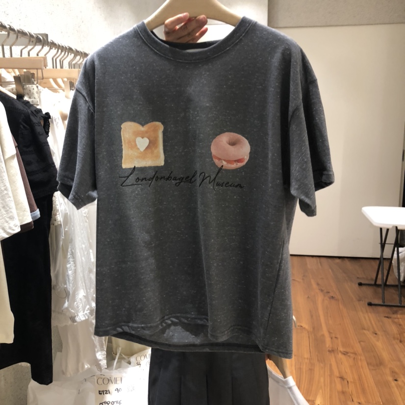 COMELY韓國直郵㊣東大門實拍女裝新款休閑人氣25春夏時尚T恤COMELYT恤圖色2