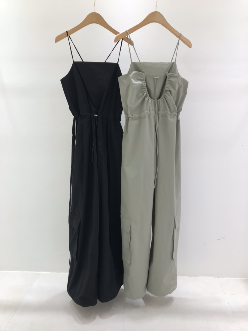 KC MARKET韓國直郵㊣女裝新品25春夏熱賣時尚人氣推薦連體褲空連體褲