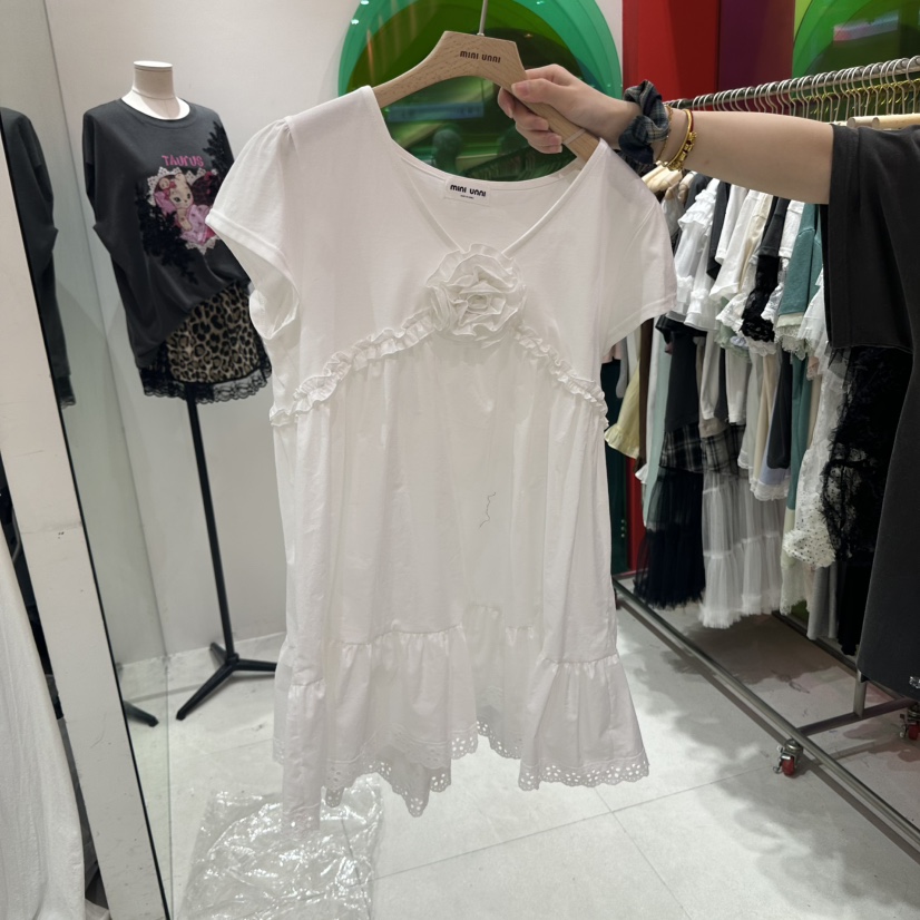 MINI UNNI韓國直郵㊣女裝新款人氣25春夏推薦休閑時尚連衣裙MINI UNNI連衣裙