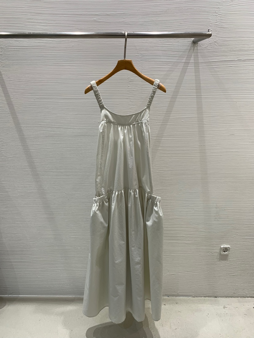 LUCY SALON韓國直郵㊣東大門實拍女裝新品人氣休閑推薦連衣裙LUCY SALON連衣裙圖色1