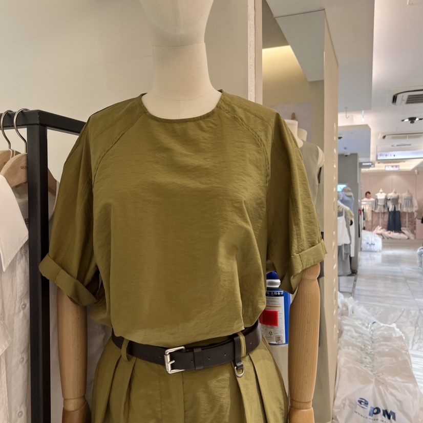 SELF SERVICE韓國直郵㊣東大門實拍女裝新款25春夏襯衫蕾絲衫SELF SERVICE襯衫/蕾絲衫圖色2