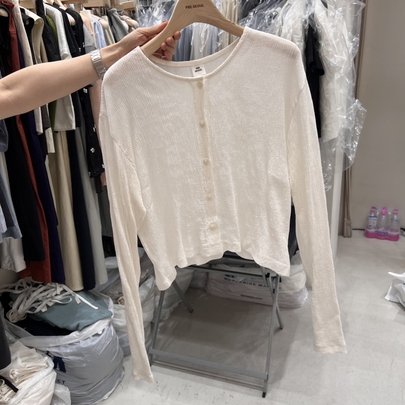 FRE韓國直郵㊣東大門實拍女裝新品推薦休閑時尚熱賣長袖T恤FRE長袖T恤圖色2